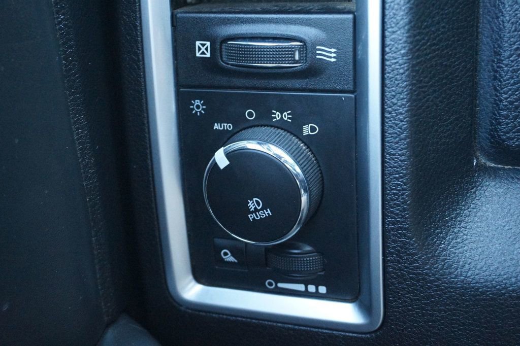 Used 2017 RAM 1500 Limited image 23