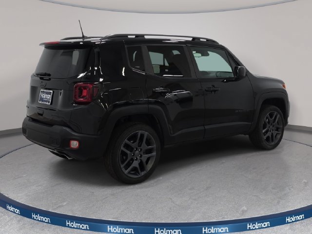 Used 2021 Jeep Renegade Latitude AWD/4WD image 6