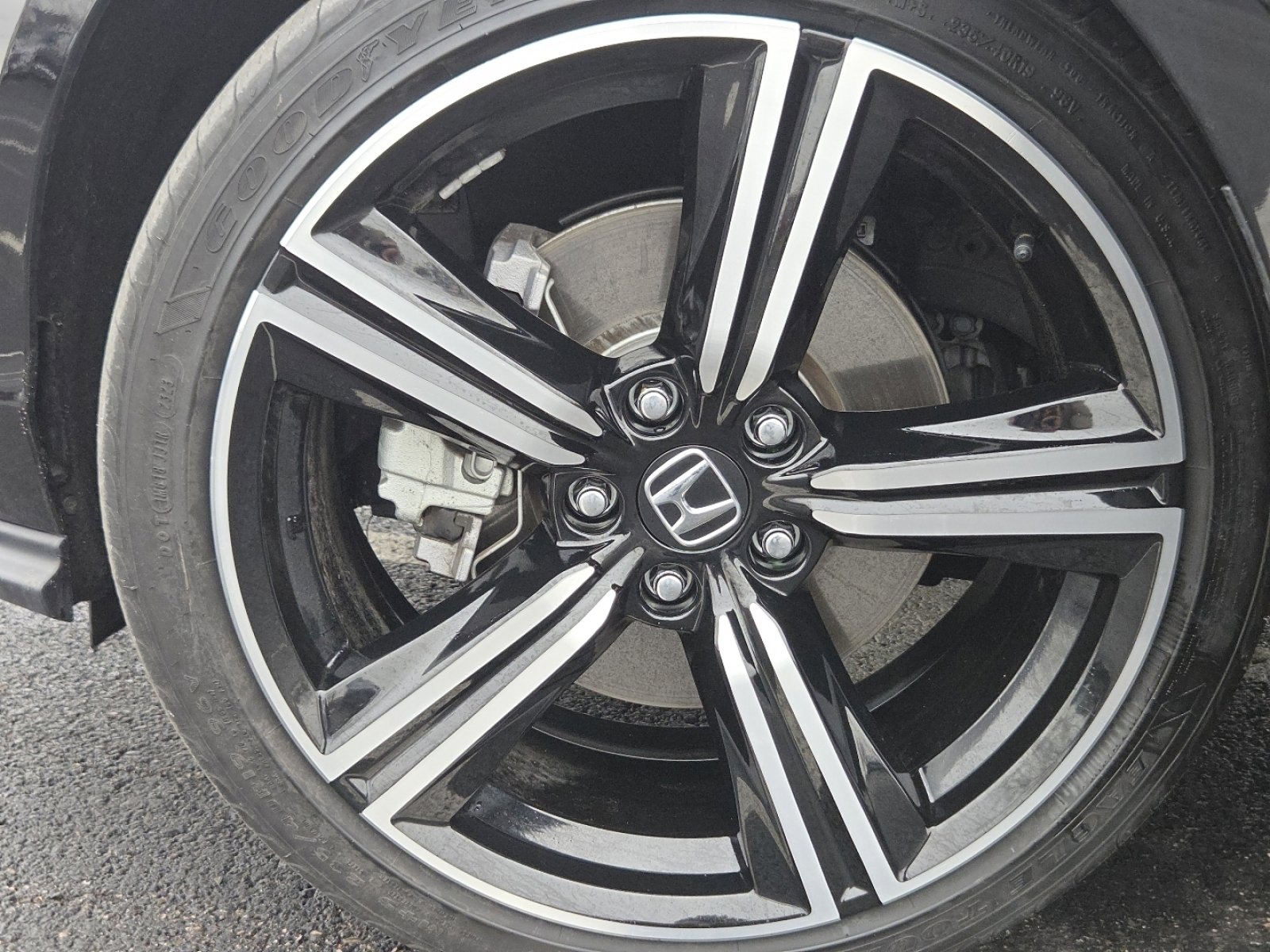 Certified 2023 Honda Accord Sport image 11