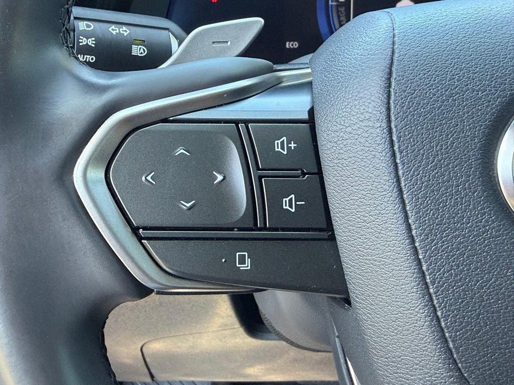 Used 2023 Lexus RZ 450e Premium w/ Technology Package image 25