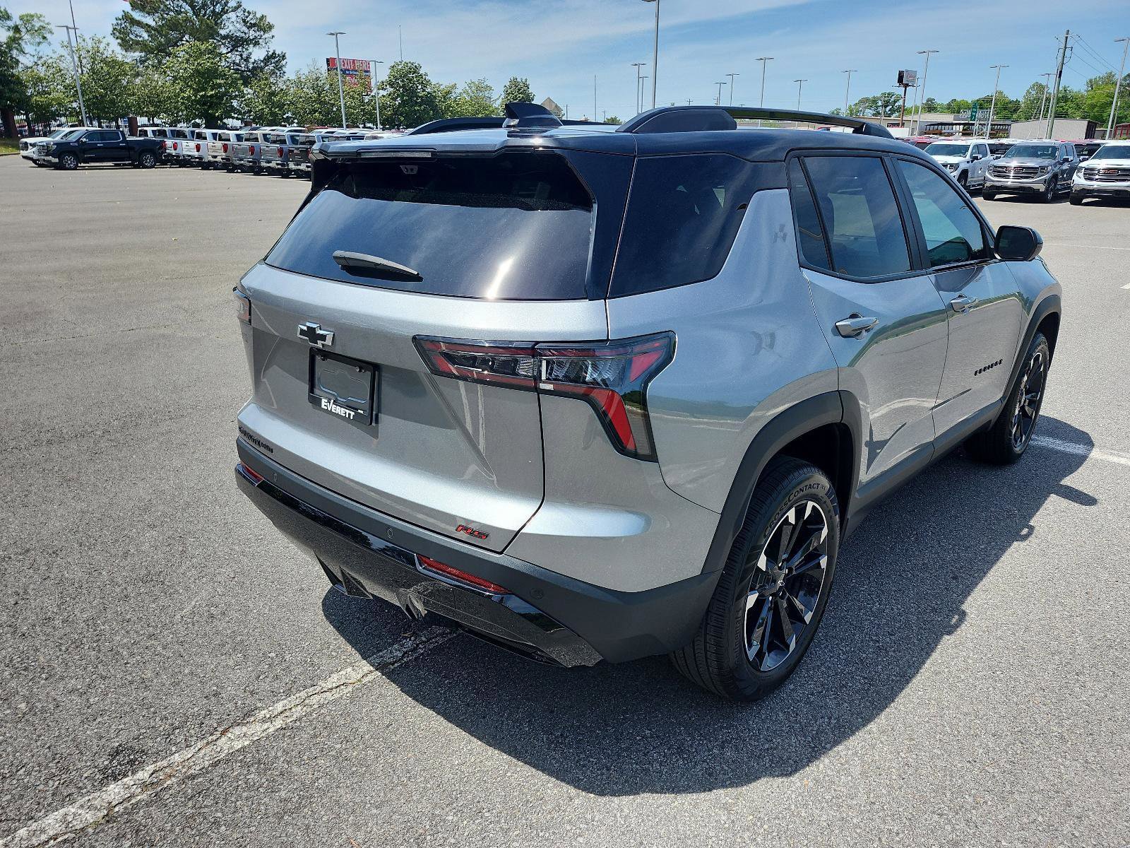 Certified 2025 Chevrolet Equinox RS w/ Safety and Technology Package image 3