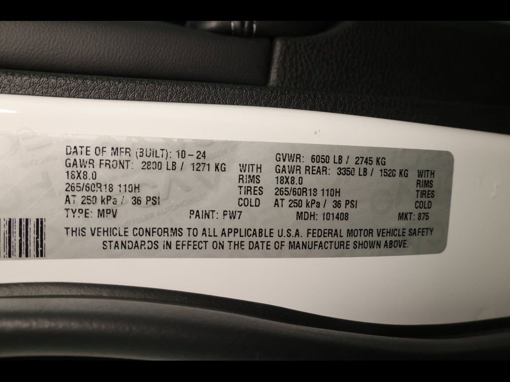 Used 2025 Jeep Grand Cherokee Laredo X w/ Luxury Tech Group I image 30