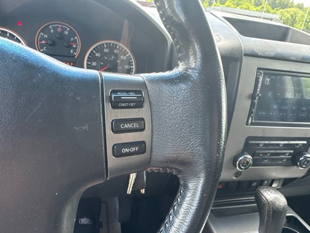 Used 2012 Nissan Titan SV w/ SV Premium Utility Pkg RWD image 20