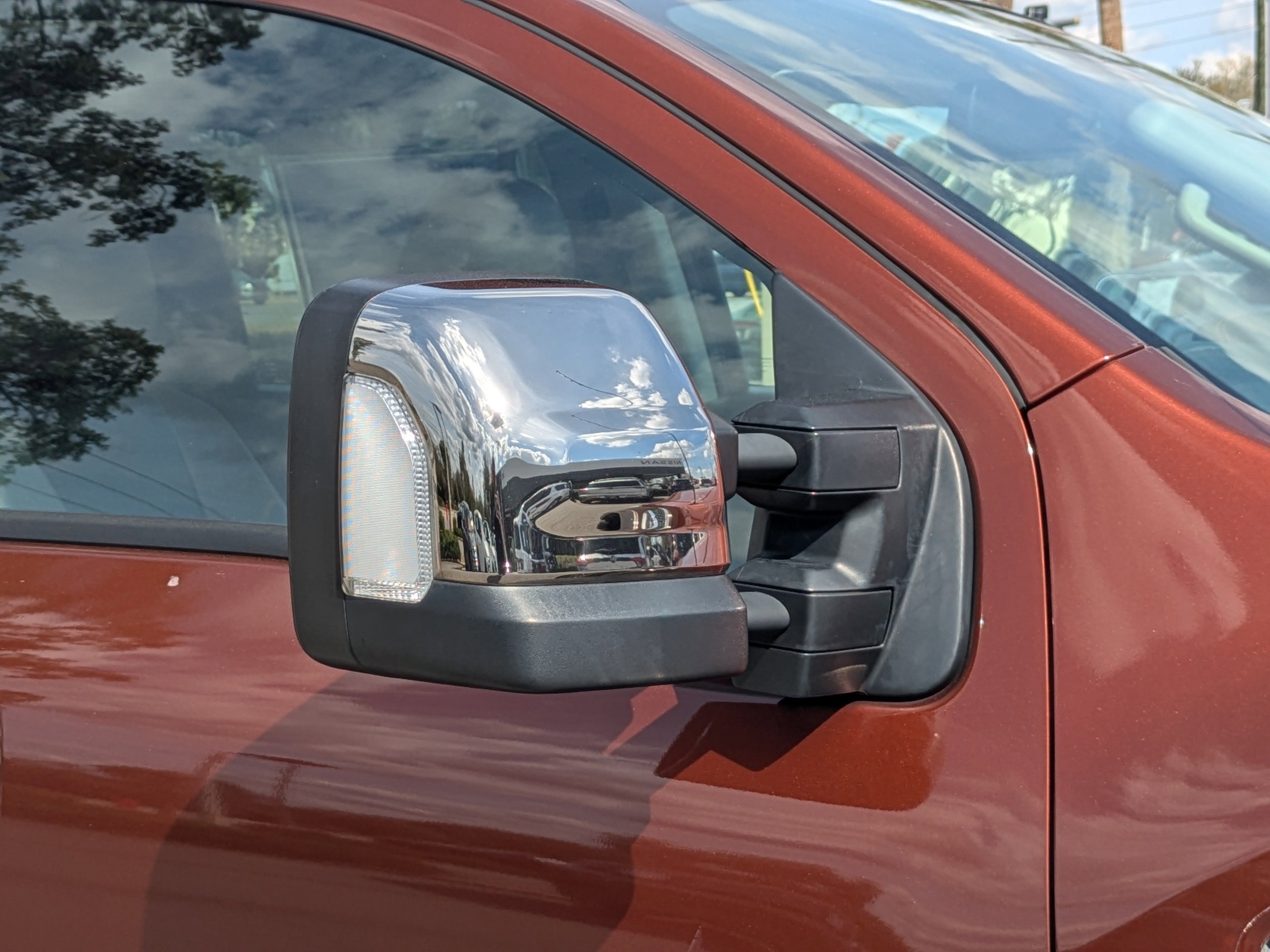 Used 2017 Nissan Titan Platinum Reserve image 12