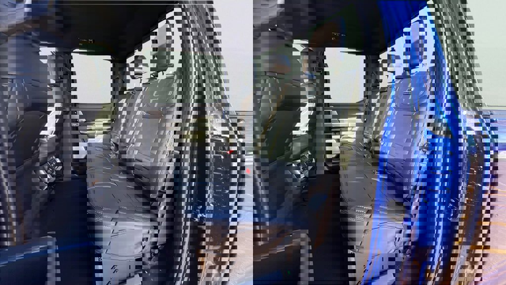 New 2026 Ford F350 Platinum w/ FX4 Off-Road Package image 23