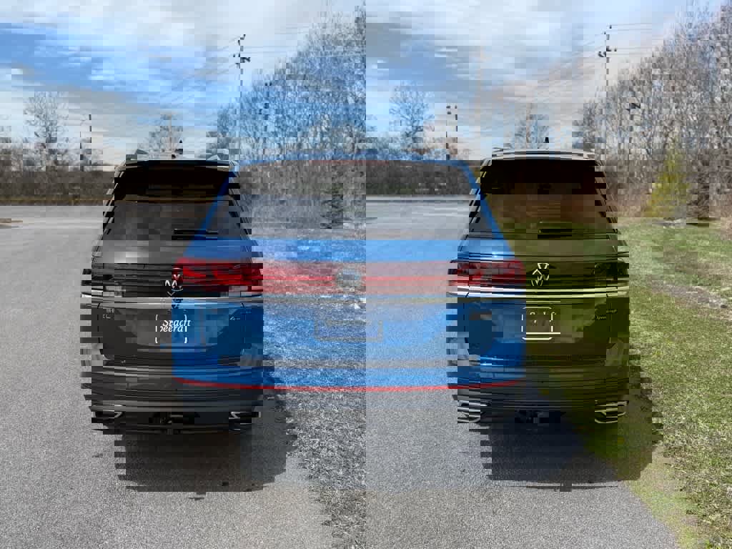 New 2025 Volkswagen Atlas SEL image 6