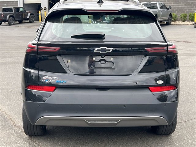 Used 2022 Chevrolet Bolt EUV Premier w/ Sun & Sound Package image 12