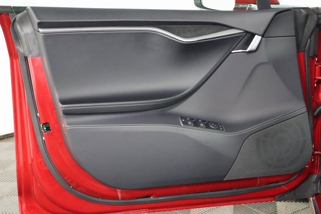 Used 2020 Tesla Model S Performance image 12