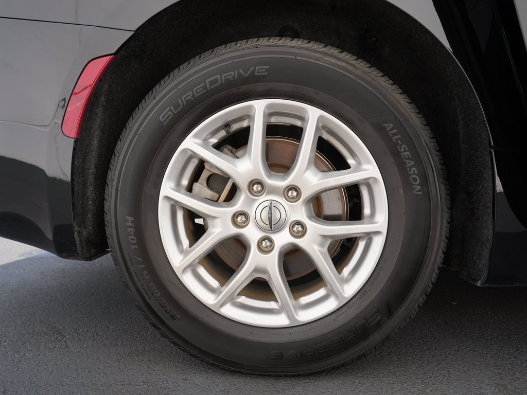 Used 2025 Chrysler Pacifica Select FWD image 29