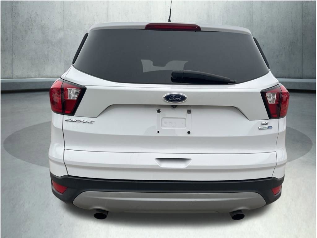 Used 2019 Ford Escape SE image 4