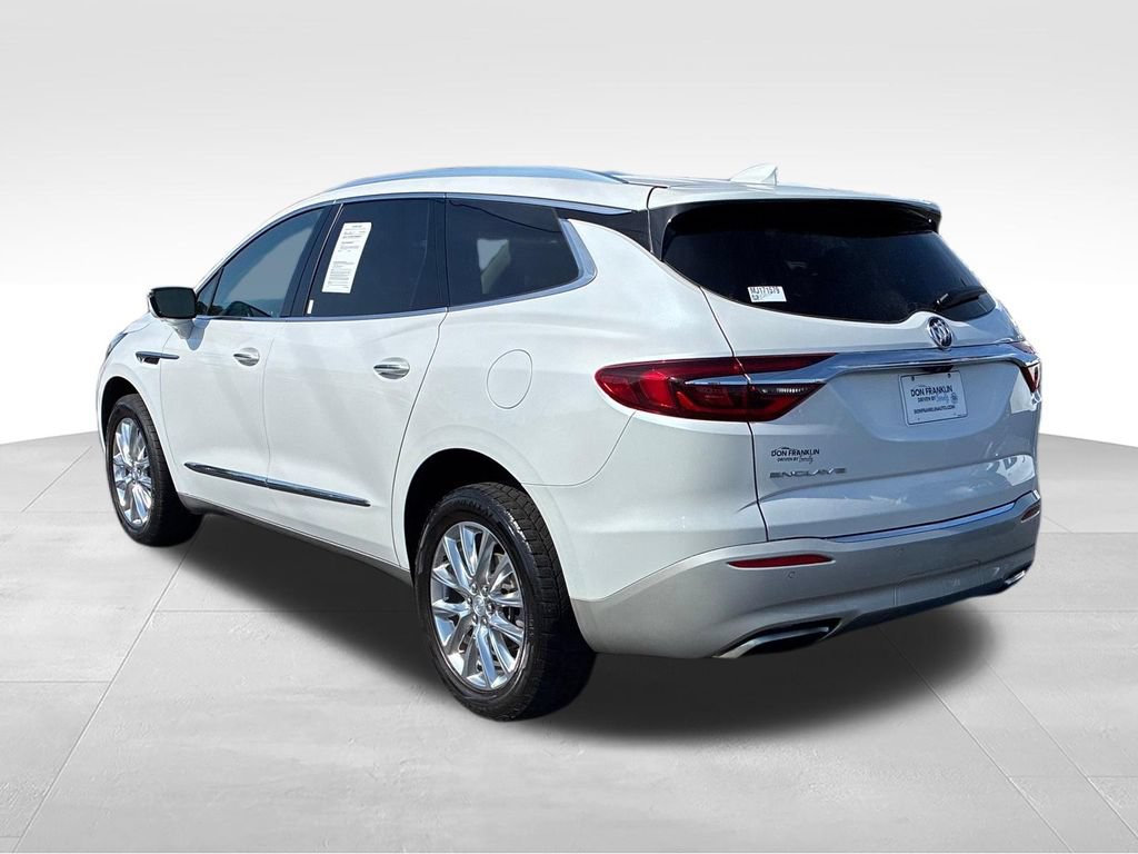 Used 2021 Buick Enclave Essence FWD image 3