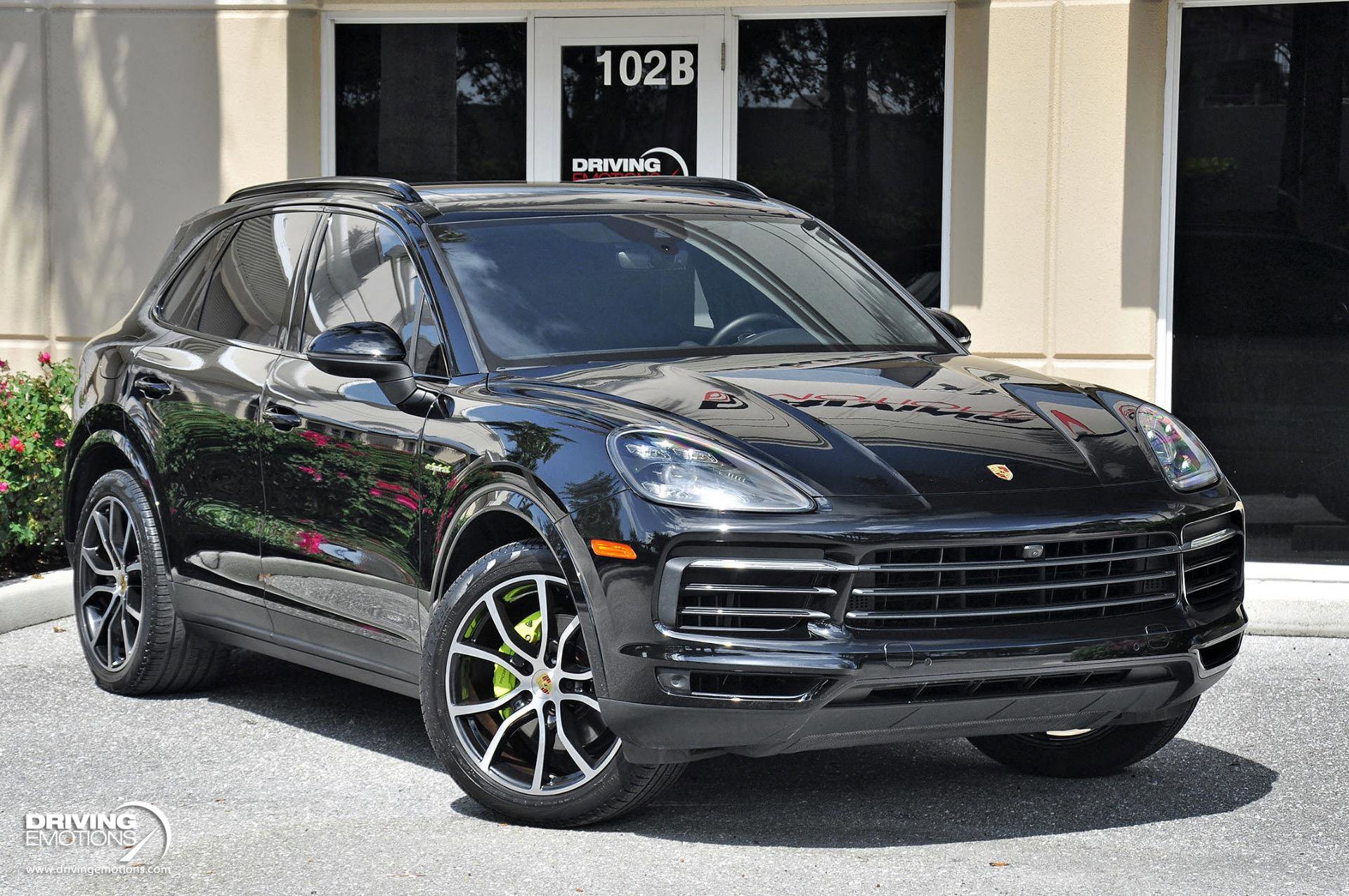 Used 2021 Porsche Cayenne E-Hybrid image 5