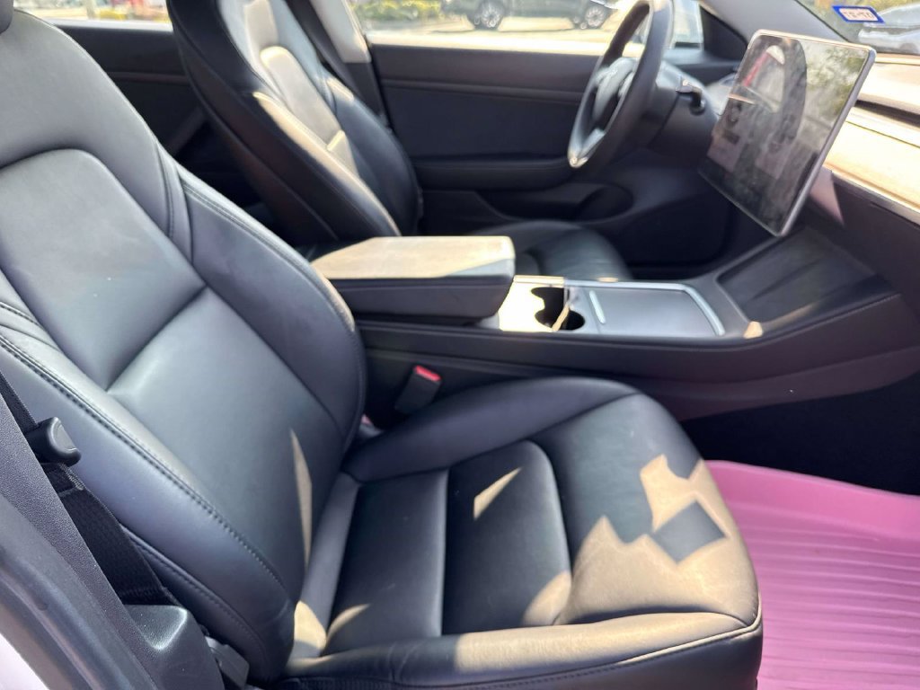 Used 2021 Tesla Model 3 Standard Range Plus RWD image 12