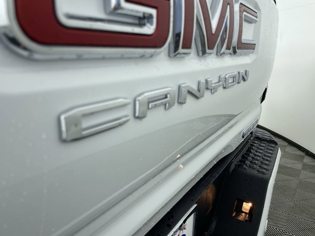 Used 2025 GMC Canyon Elevation RWD image 32