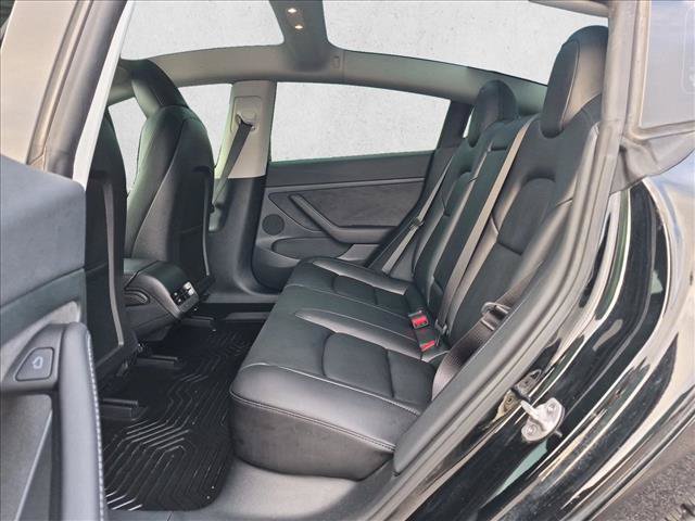 Used 2023 Tesla Model 3 Standard Range RWD image 19