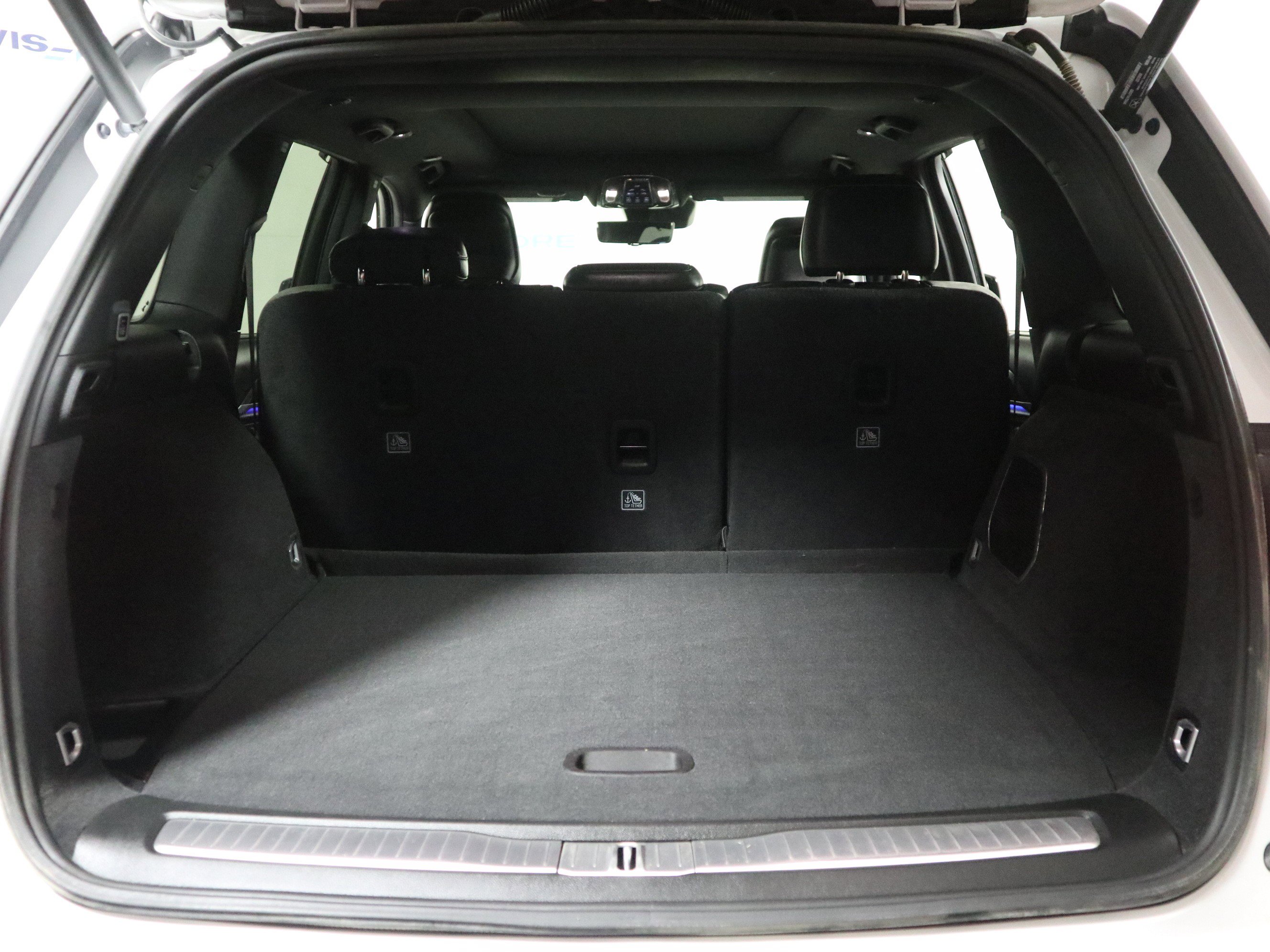 Used 2022 Jeep Grand Cherokee Overland w/ Luxury Tech Group IV image 8