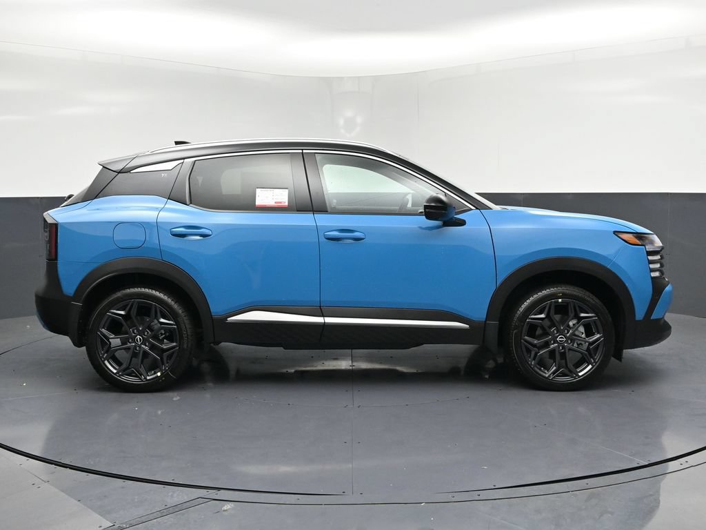 New 2026 Nissan Kicks SR AWD/4WD image 25