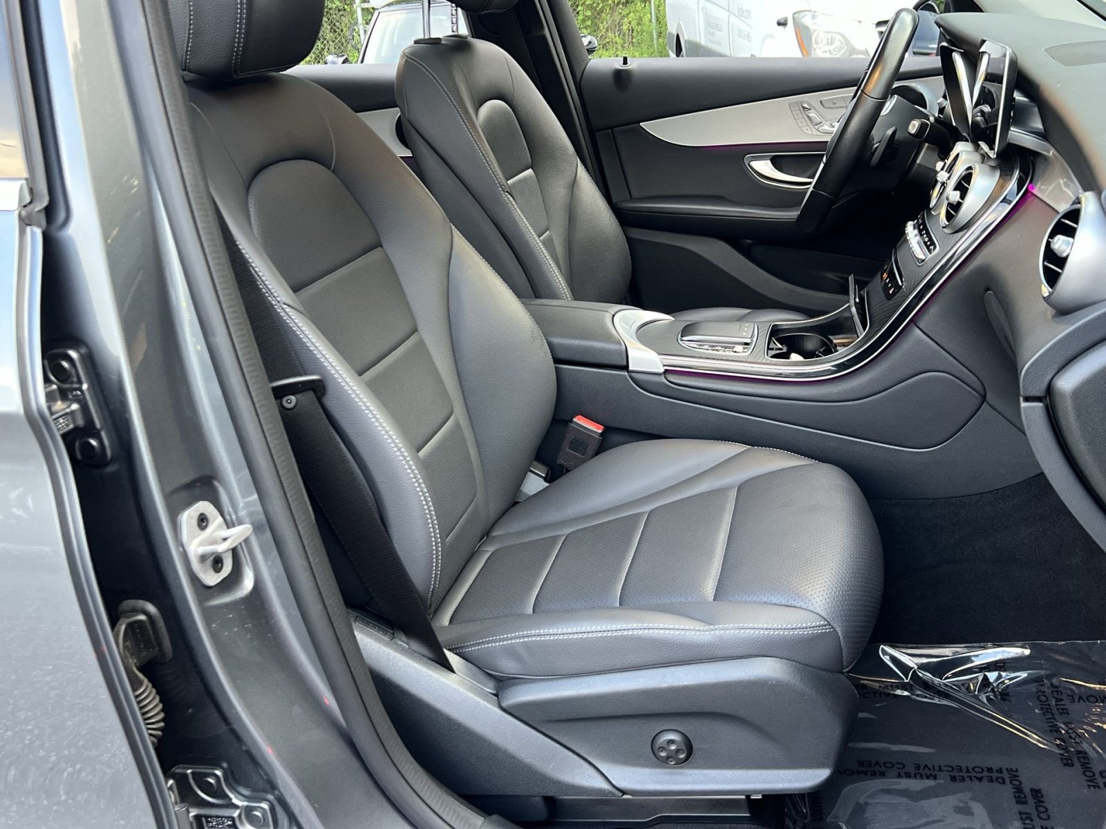 Certified 2022 Mercedes-Benz GLC 300 4MATIC image 33