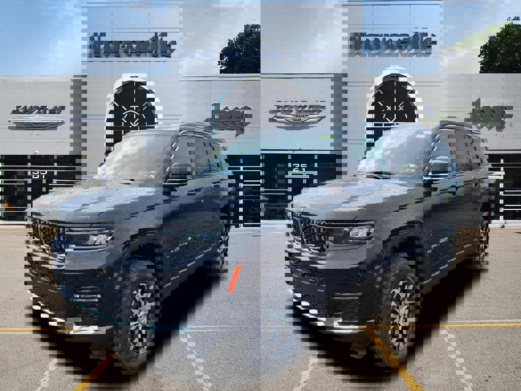 New 2025 Jeep Grand Cherokee L Limited w/ Luxury Tech Group II