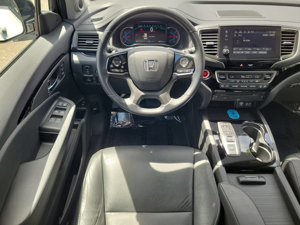 Used 2021 Honda Pilot Touring image 8