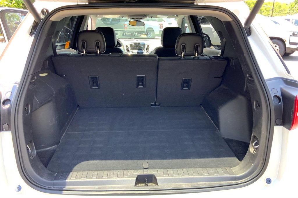 Used 2018 Chevrolet Equinox Premier FWD image 21