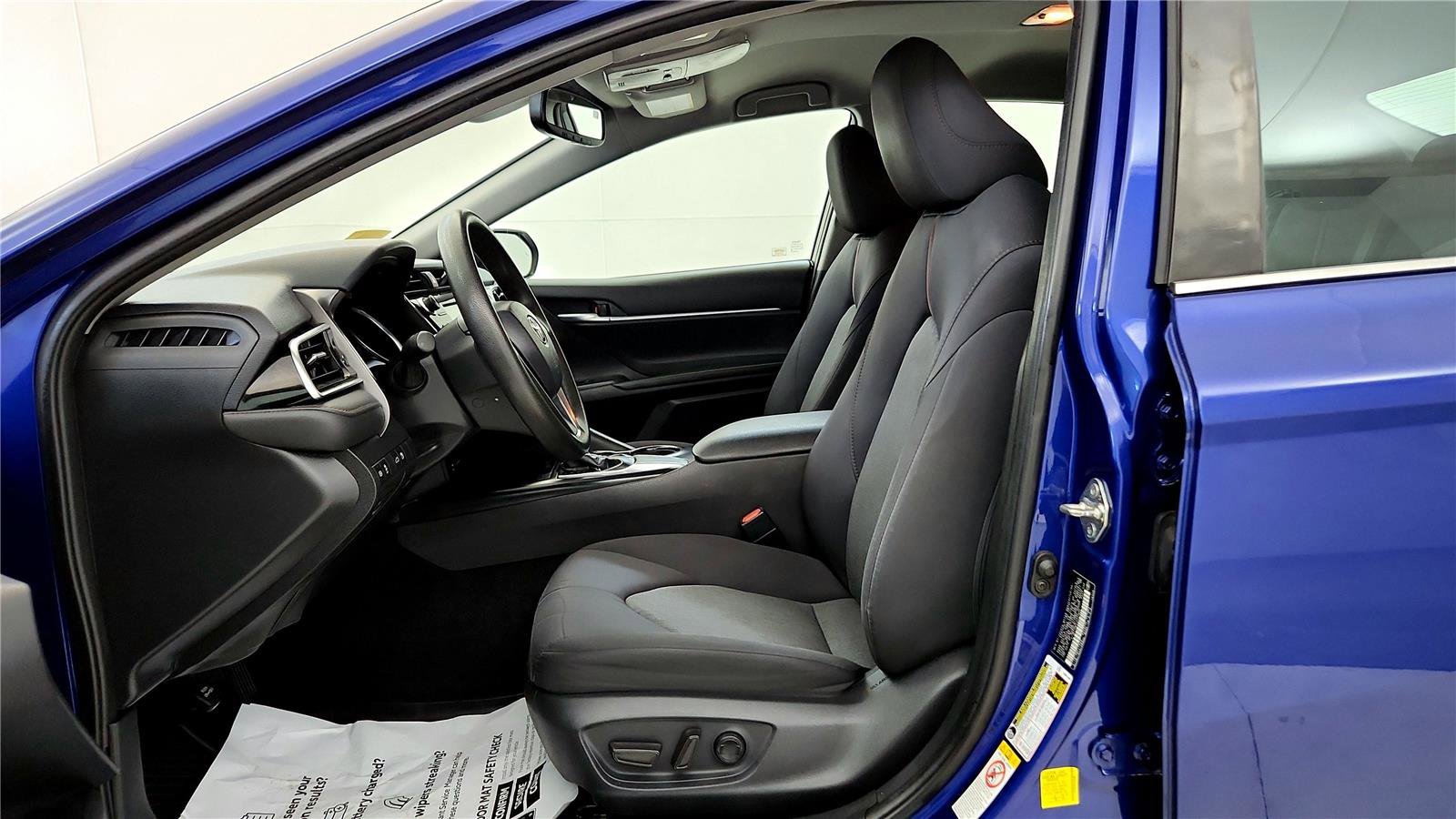 Certified 2018 Toyota Camry LE w/ Convenience Package image 22