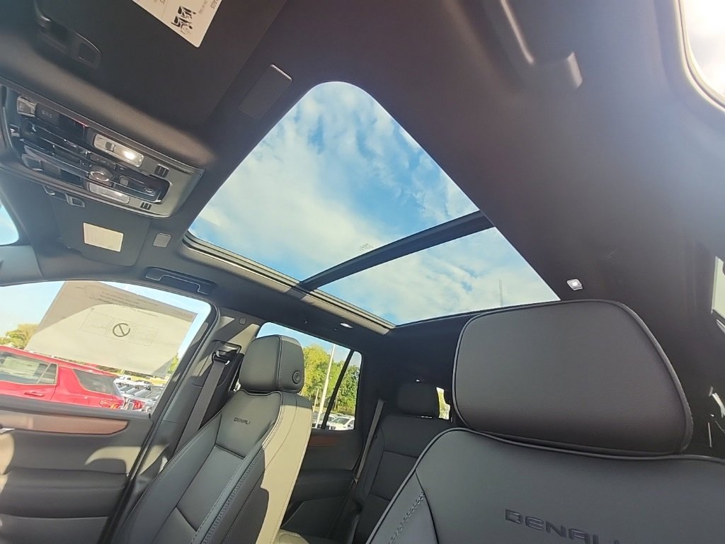 New 2026 GMC Yukon Denali image 23