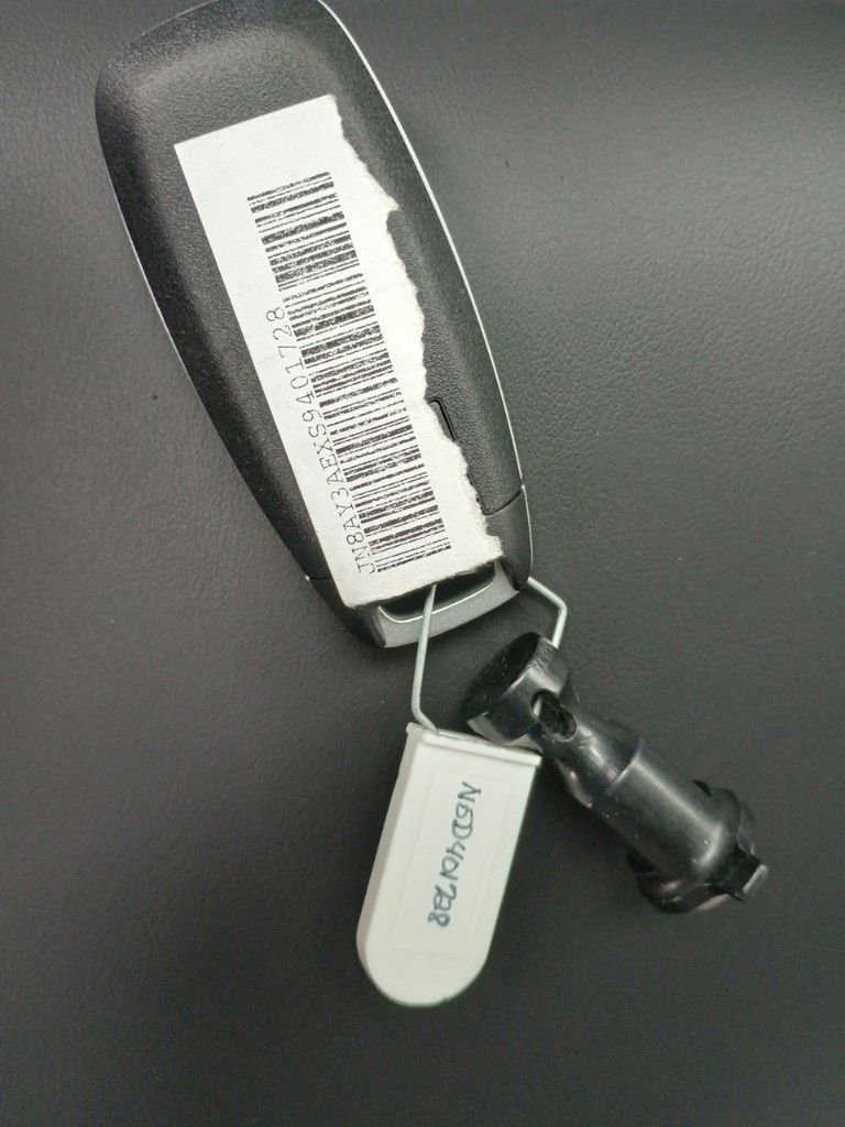 New 2025 Nissan Armada SV image 30