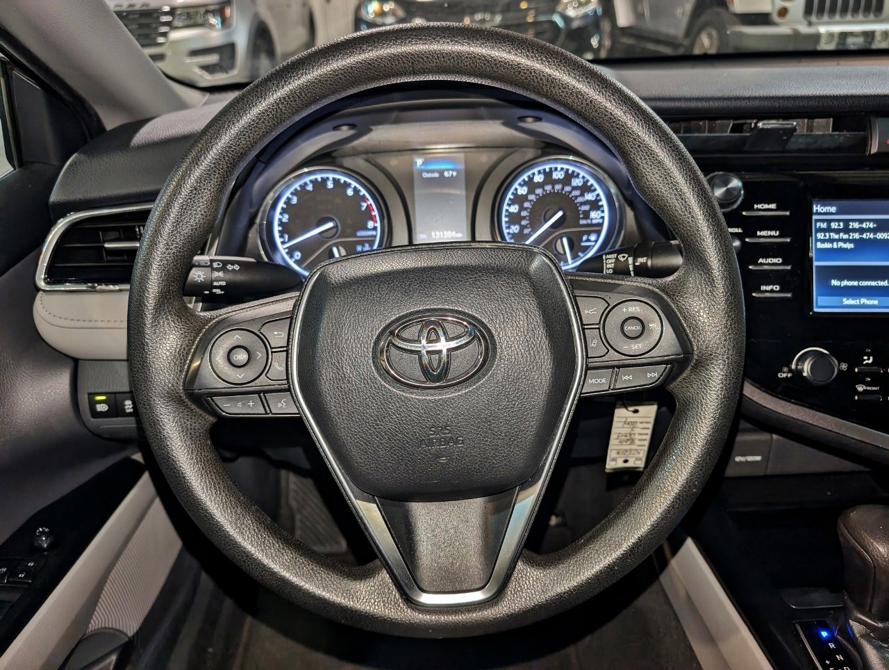 Used 2018 Toyota Camry LE image 32