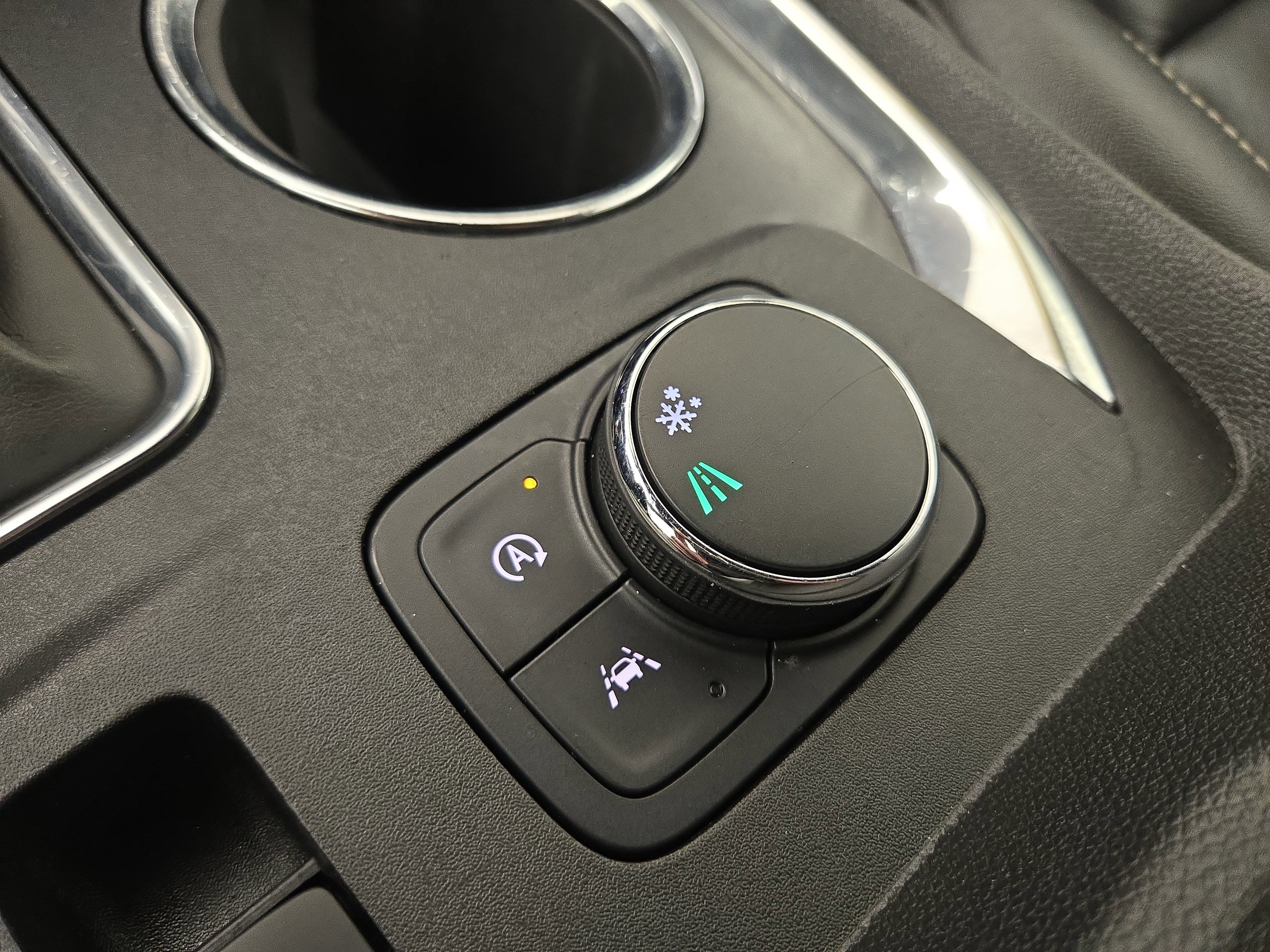 Certified 2023 Chevrolet Traverse LT w/ LPO, Floor Liner Package image 32