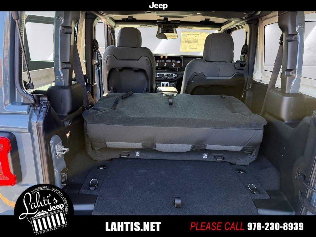 New 2026 Jeep Wrangler Rubicon image 13