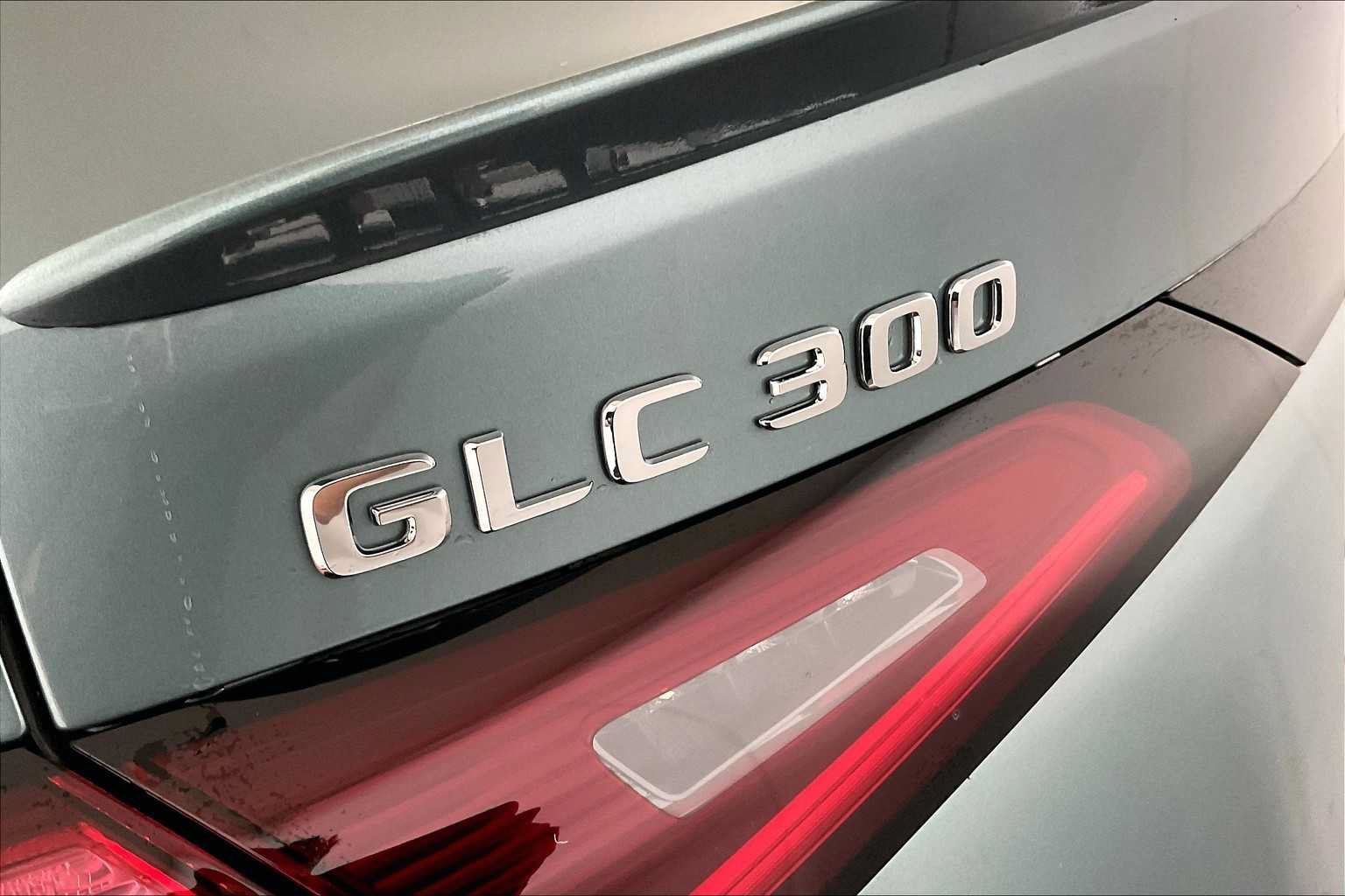 New 2025 Mercedes-Benz GLC 300 4MATIC image 7