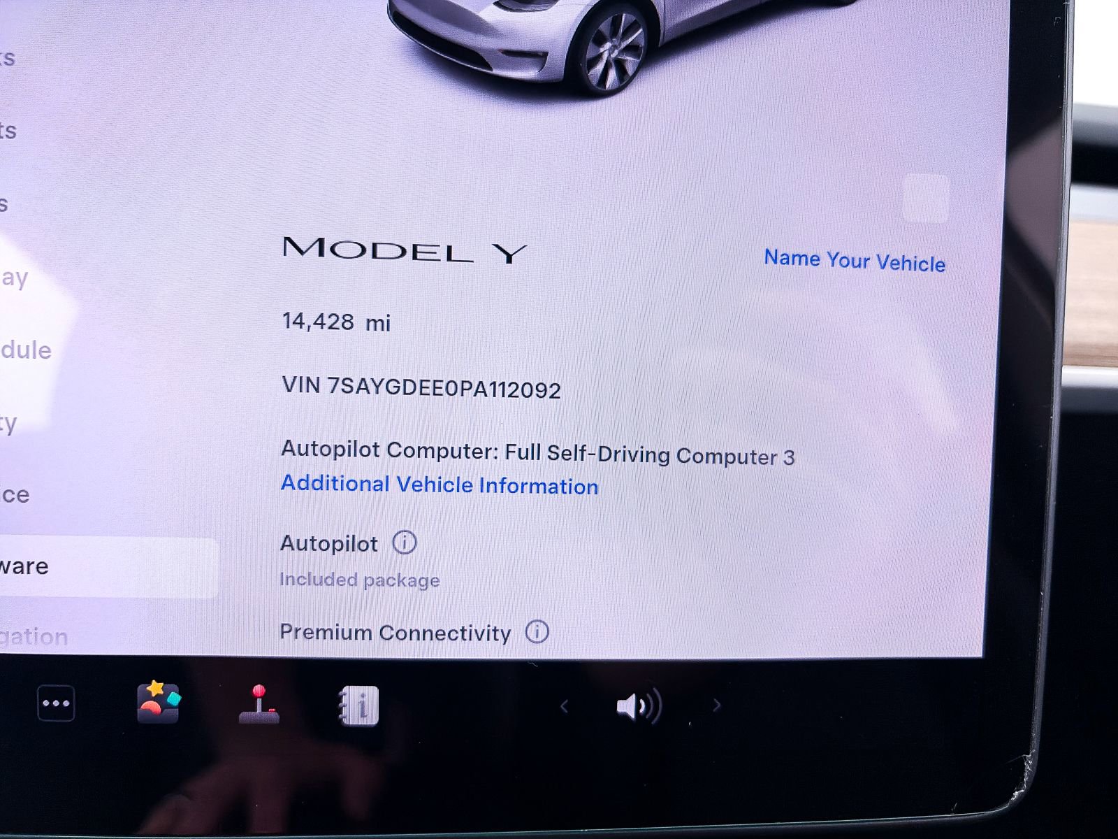 Used 2023 Tesla Model Y Long Range image 37