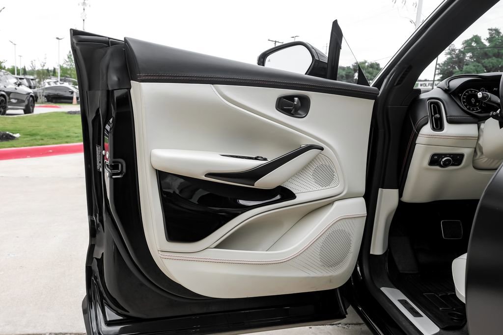 Used 2023 Aston Martin DBX 707 image 35