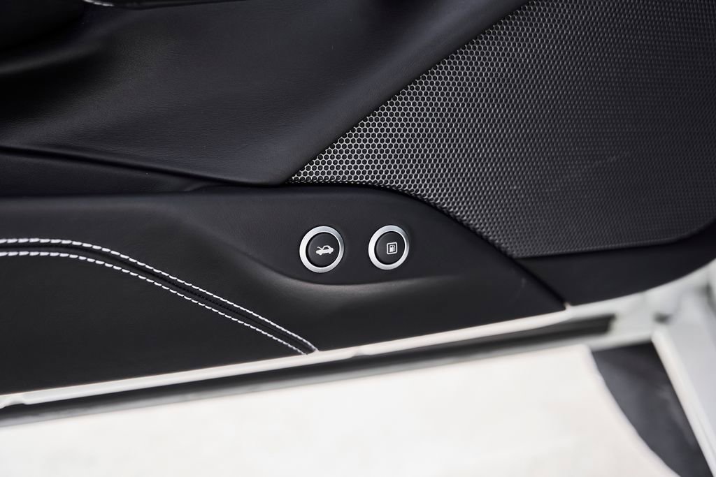 Used 2017 Ferrari 488 GTB RWD image 43