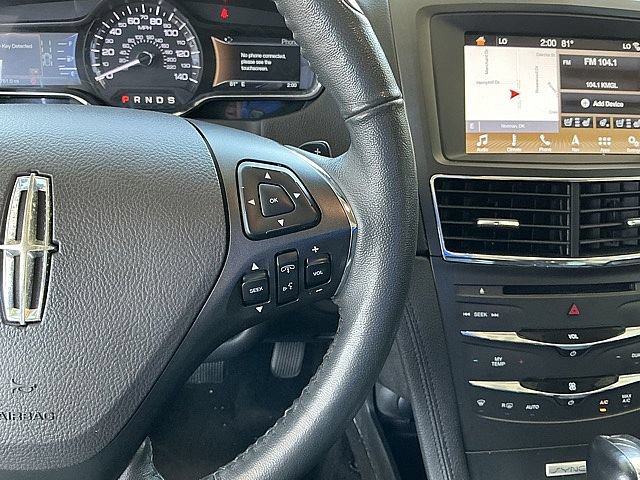 Used 2019 Lincoln MKT AWD image 21