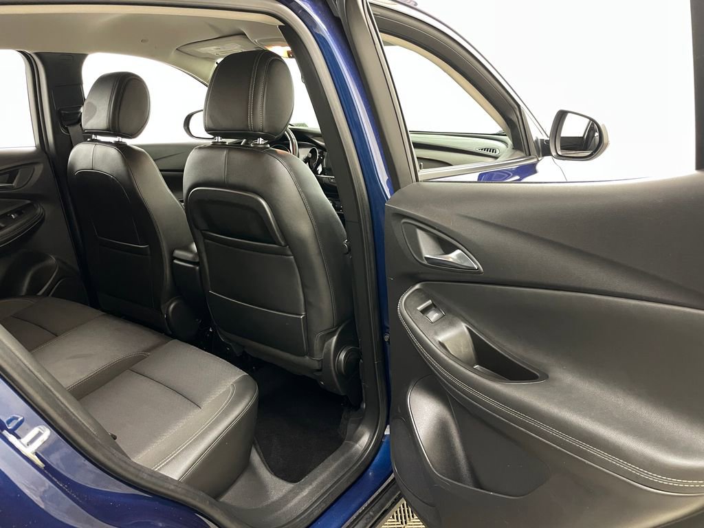 Certified 2023 Buick Encore GX Preferred w/ Cold Weather Comfort Package FWD image 37
