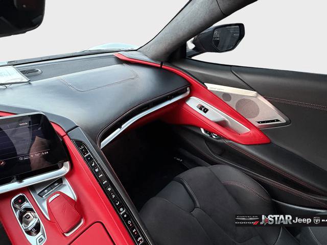 Used 2023 Chevrolet Corvette Stingray Premium Conv w/ Z51 Performance Package image 16