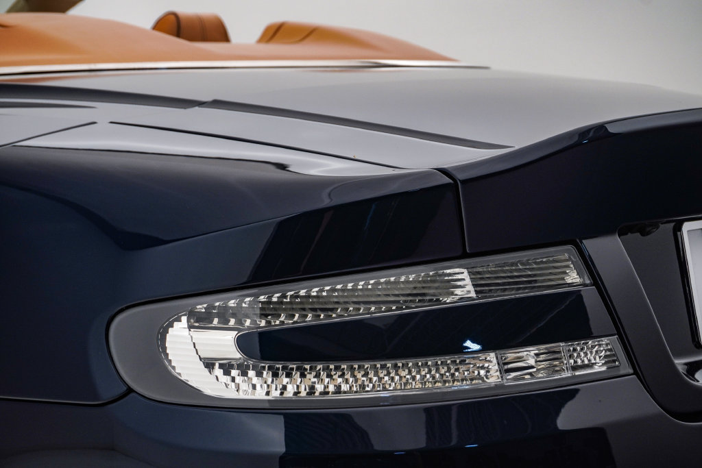 Used 2014 Aston Martin DB9 Volante RWD image 15