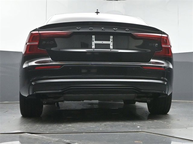 Used 2024 Volvo S60 B5 Plus image 34