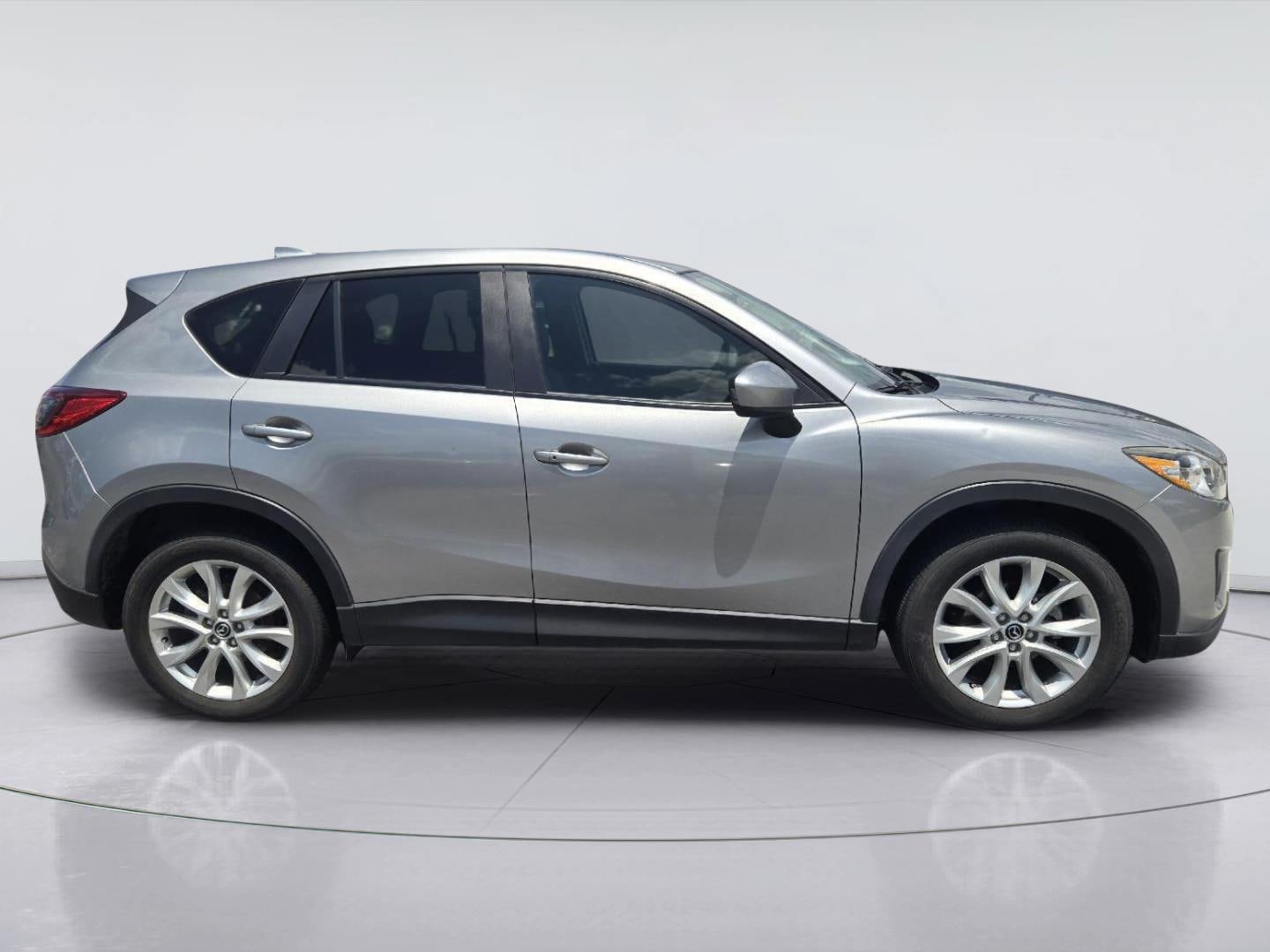 Used 2013 MAZDA CX-5 Grand Touring w/ GT Tech Pkg FWD image 4