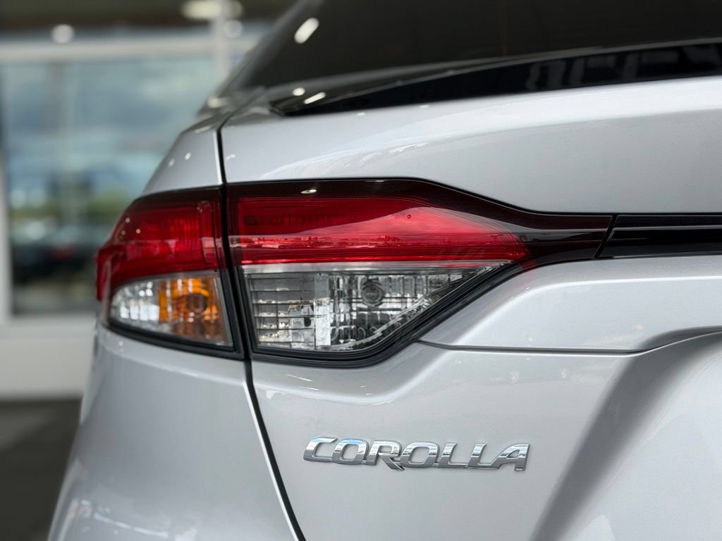 Certified 2024 Toyota Corolla XSE FWD image 11