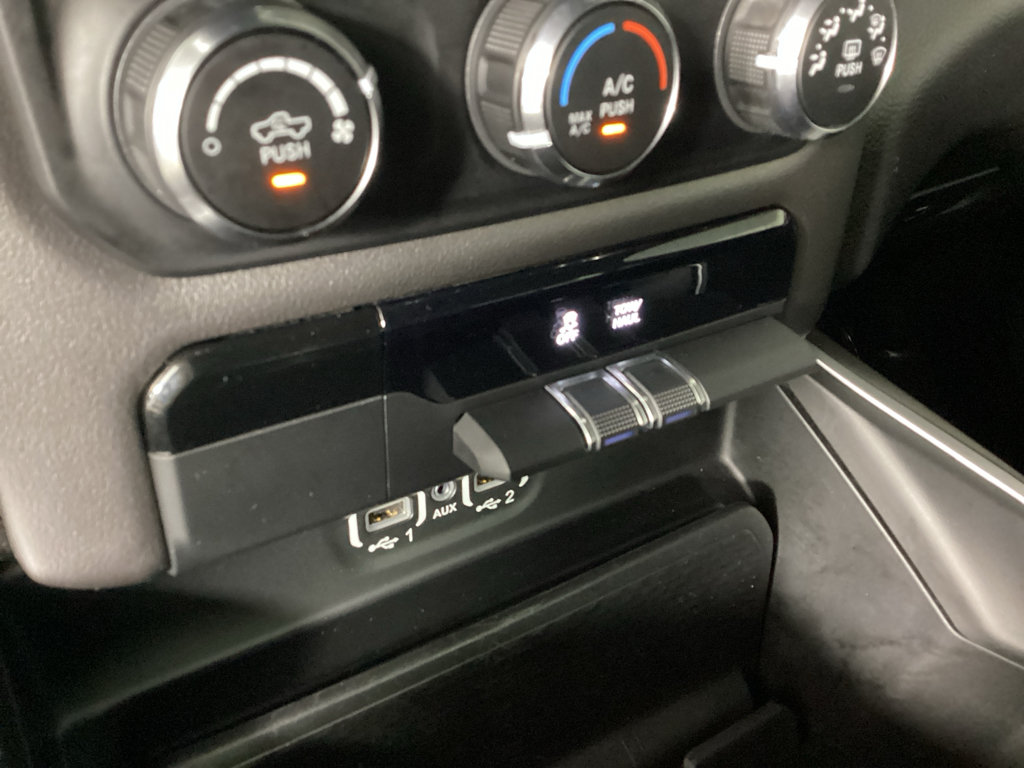Used 2020 RAM 1500 Big Horn AWD/4WD image 26