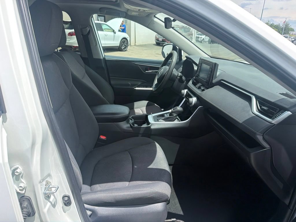 Used 2019 Toyota RAV4 XLE w/ Convenience Package AWD/4WD image 35