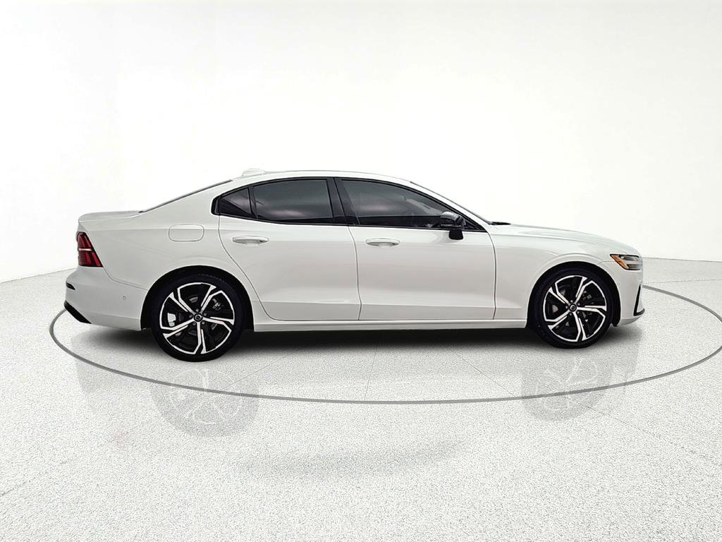 Used 2024 Volvo S60 B5 Plus w/ Climate Package image 7