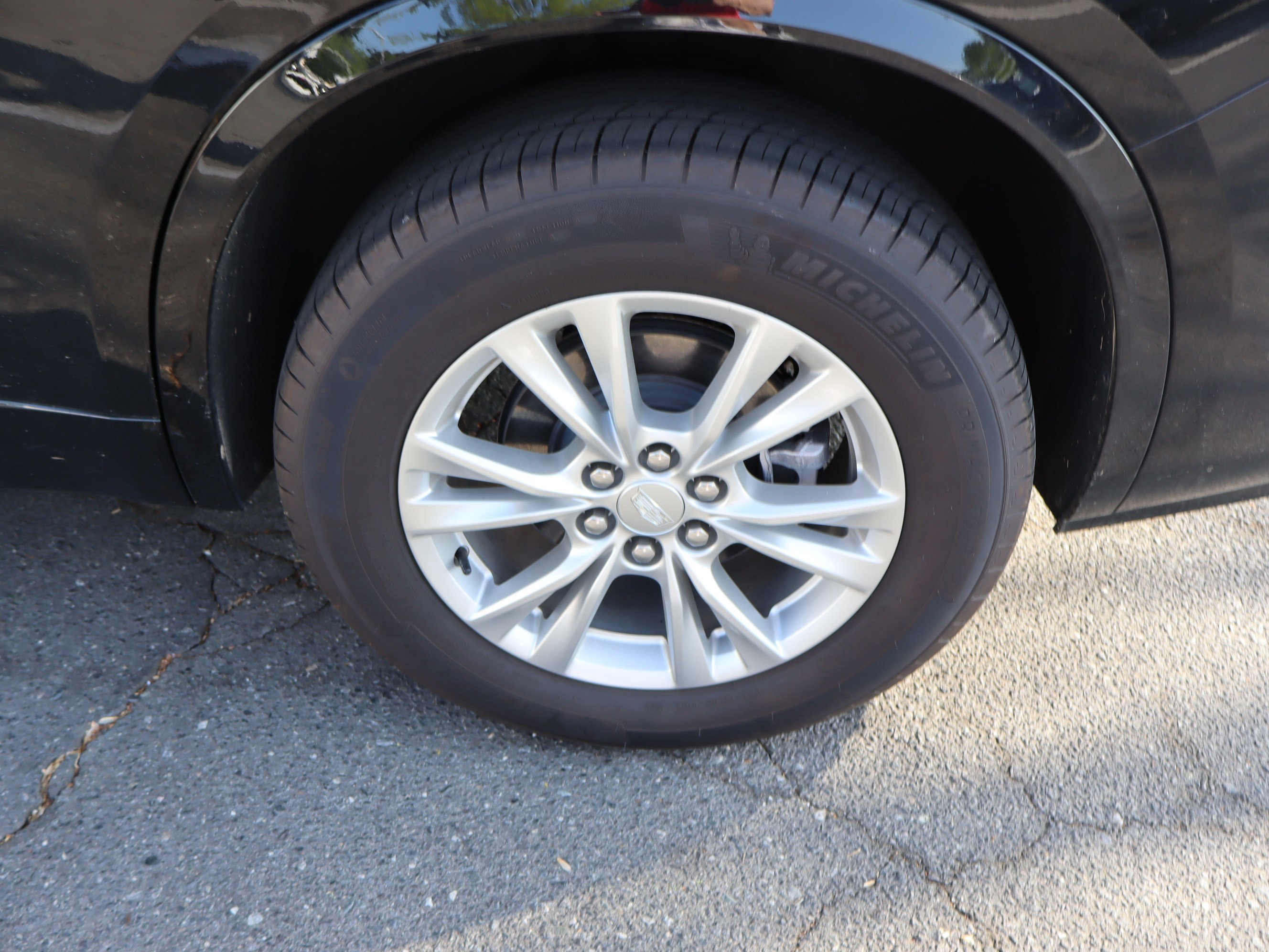 Used 2025 Cadillac XT6 Luxury image 42