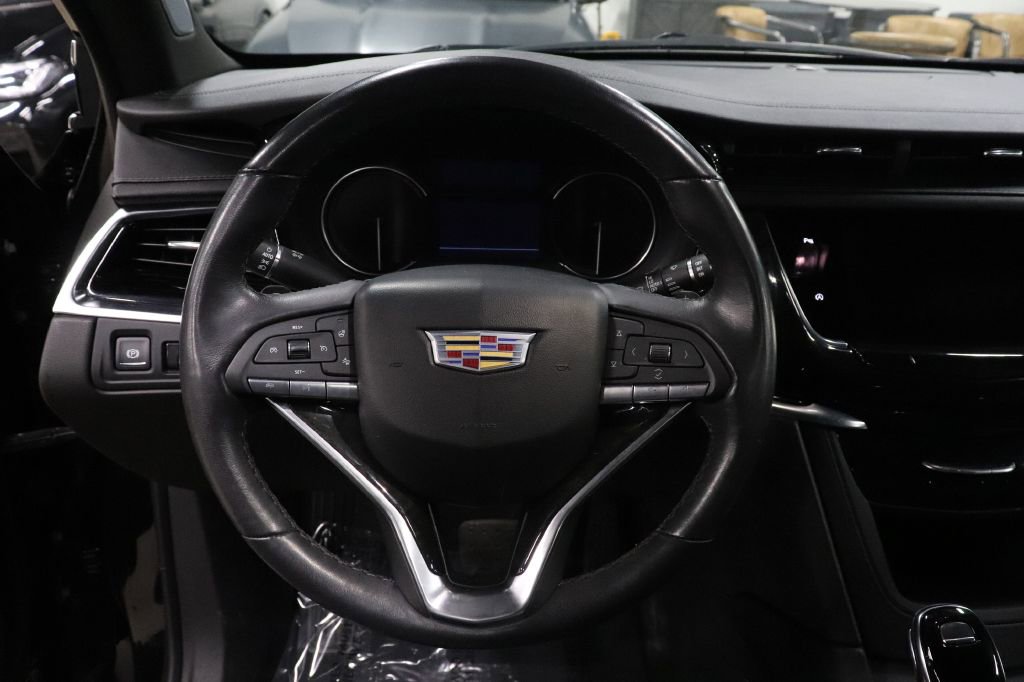 Used 2024 Cadillac XT6 Premium Luxury w/ LPO, Floor Liner Package image 28