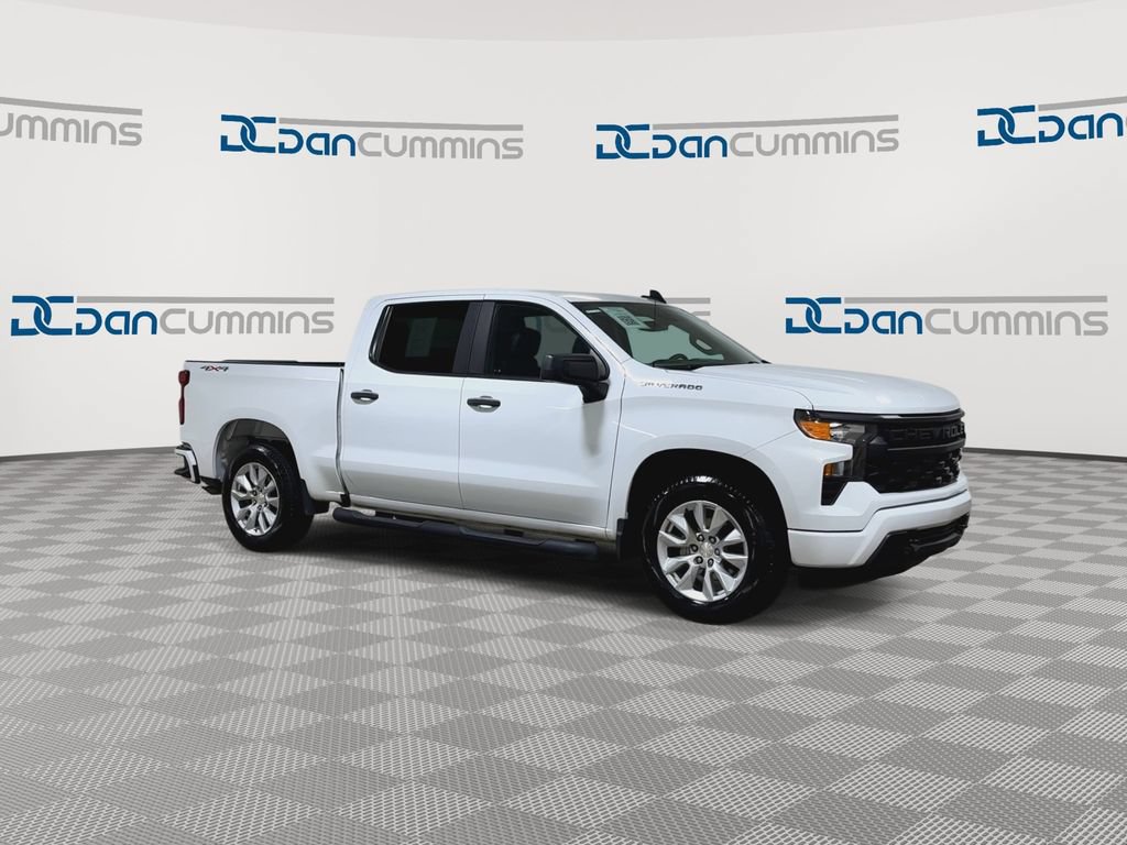 Used 2024 Chevrolet Silverado 1500 Custom AWD/4WD image 3