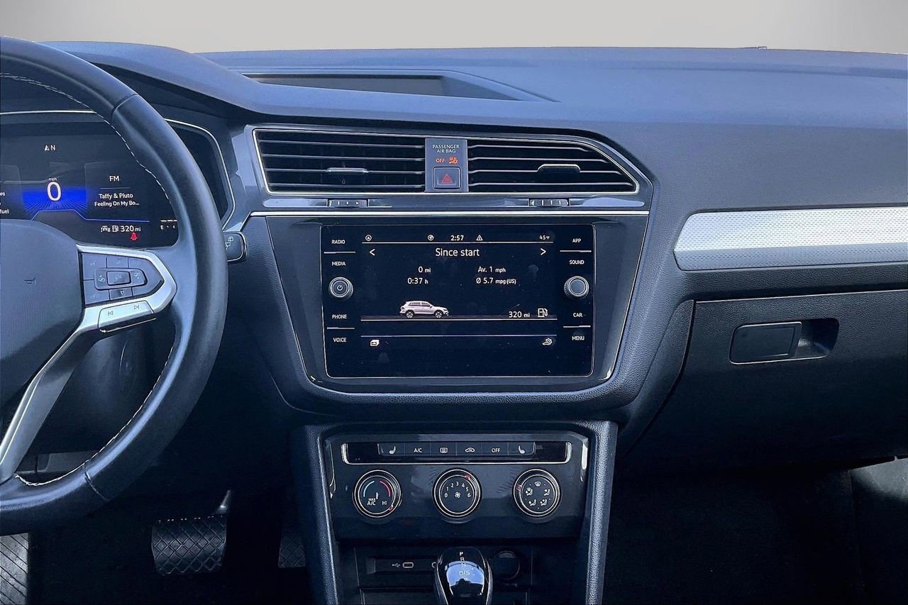 Used 2024 Volkswagen Tiguan S image 13