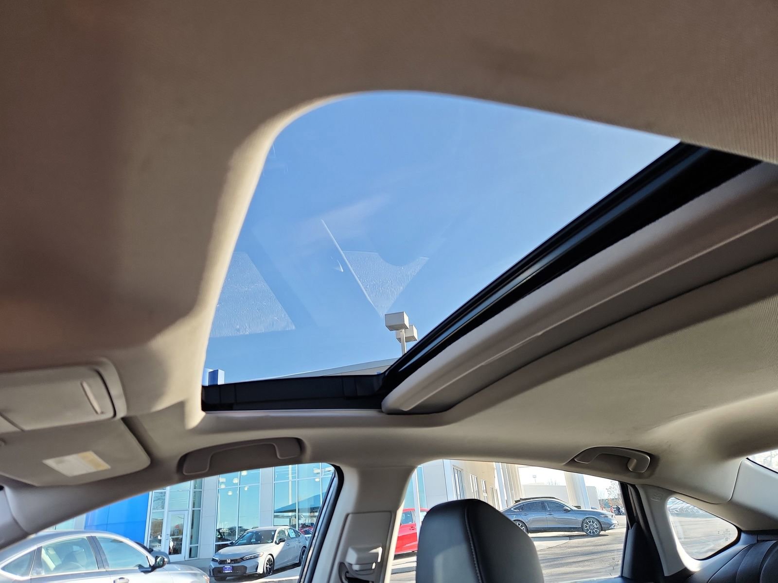 Used 2023 Honda Accord EX-L image 22